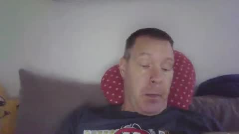 Snapshot of disney0988 chatting on 01-08-25, 03:17 disney0988 online show from 01-08-25, 03:17