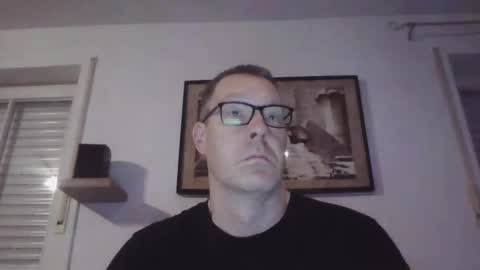 Snapshot of disney0988 chatting on 01-20-25, 05:48 disney0988 online show from 01-20-25, 05:48