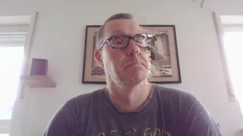 Snapshot of disney0988 chatting on 03-21-26, 10:31 disney0988 online show from 03-21-26, 10:31