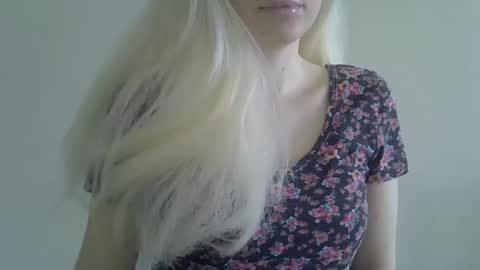 DitaMilton online show from 02-19-25, 09:06