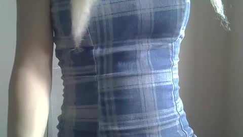 DitaMilton online show from 10-12-25, 12:48