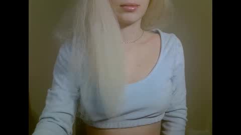 DitaMilton online show from 11-04-25, 02:27