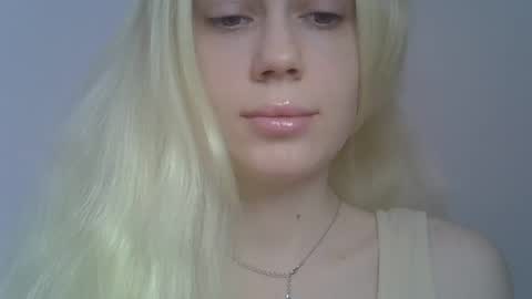 DitaMilton online show from 03-05-26, 10:44