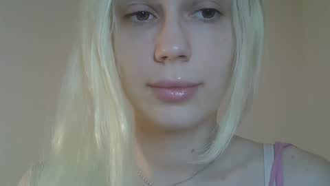 Snapshot of ditarevirax chatting on 03-18-26, 08:23 DitaReVirax online show from 03-18-26, 08:23