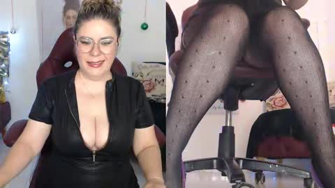 Snapshot of diva_milf chatting on 12-19-25, 07:21 Diva online show from 12-19-25, 07:21