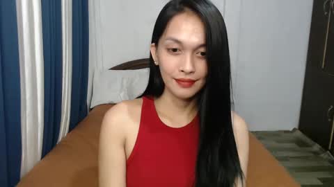 Snapshot of divina_graciaxx chatting on 01-10-25, 03:06 DIVINA online show from 01-10-25, 03:06