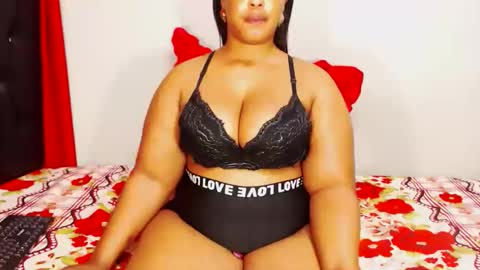 divinebooty93 online show from 10-03-25, 07:49