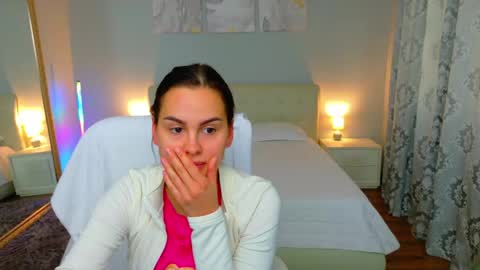 Ivory Blue. online show from 06-04-26, 04:07