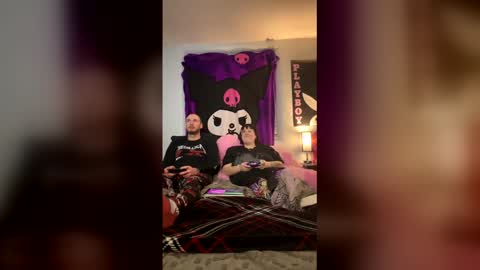 cinnamon buns online show from 03-16-26, 01:11