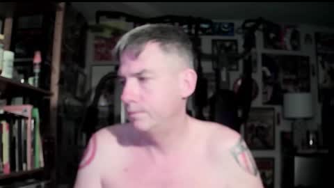 Snapshot of dix_handley_50 chatting on 03-10-26, 11:48 dix_handley_50 online show from 03-10-26, 11:48