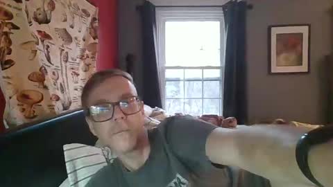 Snapshot of dixhexus chatting on 01-19-25, 01:01 Chris Williams online show from 01-19-25, 01:01