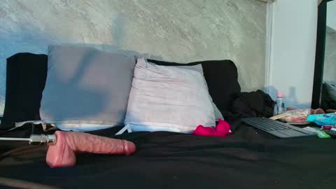 Sofia  online show from 02-20-26, 02:06