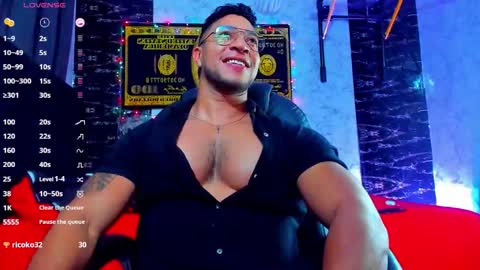 Snapshot of dixon_ray_ chatting on 12-22-25, 11:57 Dixon online show from 12-22-25, 11:57