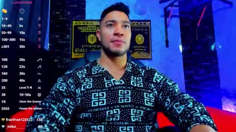 Snapshot of dixon_ray_ chatting on 01-13-26, 01:11 Dixon online show from 01-13-26, 01:11