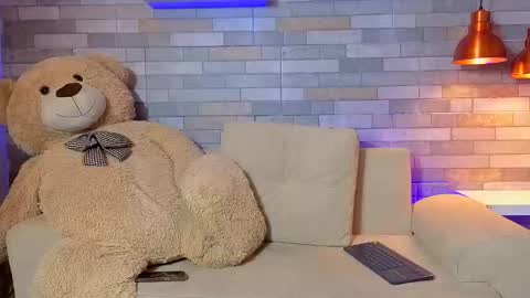 DixyPalmer online show from 06-08-26, 07:03