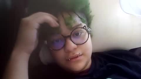 Snapshot of dizzinsweatyy chatting on 02-01-26, 04:27 dizzinsweatyy online show from 02-01-26, 04:27