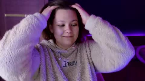 Snapshot of djennapalme chatting on 10-15-25, 03:06 Jenia online show from 10-15-25, 03:06