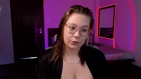Jenia online show from 06-17-26, 10:28