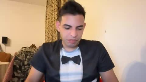 Snapshot of djonson_ chatting on 10-12-25, 02:32 Djonson  online show from 10-12-25, 02:32