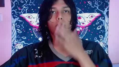 Snapshot of dk_204 chatting on 10-21-25, 08:20 daiki sx online show from 10-21-25, 08:20