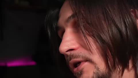 Snapshot of dl_raven chatting on 01-27-25, 09:34 Silverhand online show from 01-27-25, 09:34