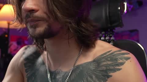 Snapshot of dl_raven chatting on 02-01-25, 03:41 Silverhand online show from 02-01-25, 03:41