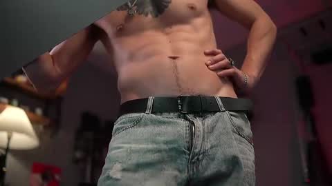 Snapshot of dl_raven chatting on 03-01-25, 09:07 Silverhand online show from 03-01-25, 09:07