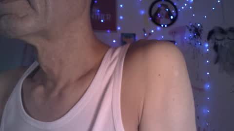 Snapshot of dlacarra chatting on 01-13-25, 12:41 David Lucky 13 online show from 01-13-25, 12:41