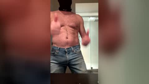 Snapshot of dm9313 chatting on 12-13-25, 10:26 dm9313 online show from 12-13-25, 10:26