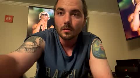 Snapshot of dmoneyyy1124 chatting on 05-17-26, 07:32 dmoneyyy1124 online show from 05-17-26, 07:32