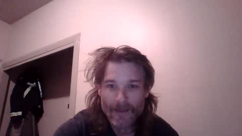 Snapshot of dngl264699 chatting on 10-15-25, 05:07 ImperviousAnchored online show from 10-15-25, 05:07