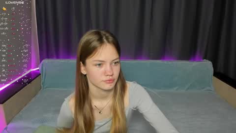 Polly and Kiriko online show from 12-07-24, 01:25