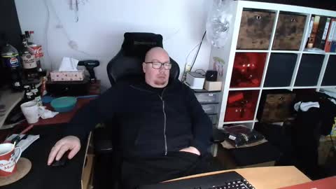 dobermann0002 online show from 12-04-25, 10:46