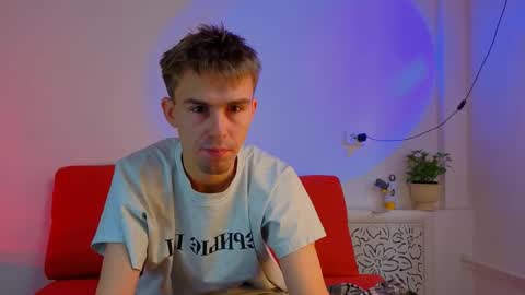 Robert online show from 04-22-26, 08:39