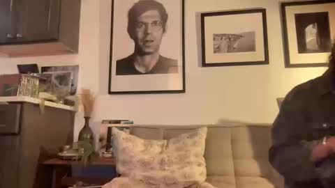 Snapshot of doctorjwillseeyounow chatting on 10-12-25, 05:06 doctorJwillseeyounow online show from 10-12-25, 05:06