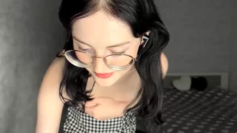 Snapshot of dodiebabikian chatting on 10-22-25, 09:14 Annie PVT IS OPEN online show from 10-22-25, 09:14