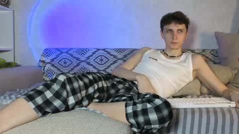 Alex online show from 12-24-24, 04:22