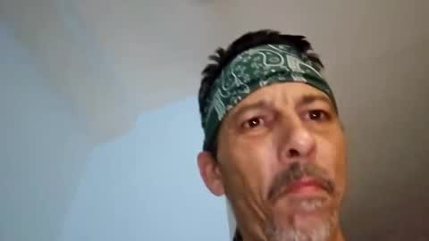 Snapshot of dogbone999081 chatting on 09-28-25, 11:15 dogbone999081 online show from 09-28-25, 11:15