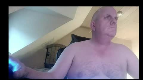 doggy2629 online show from 05-19-26, 06:36