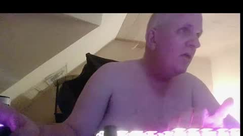 Snapshot of doggy2629 chatting on 06-27-26, 03:39 doggy2629 online show from 06-27-26, 03:39