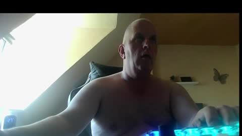 Snapshot of doggy2629 chatting on 07-28-26, 12:48 doggy2629 online show from 07-28-26, 12:48