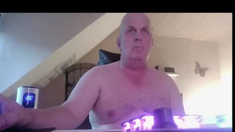 Snapshot of doggy2629 chatting on 08-06-26, 07:16 doggy2629 online show from 08-06-26, 07:16