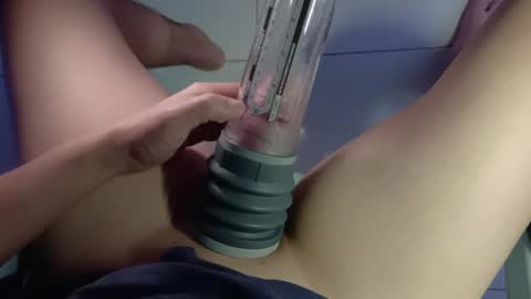 asian little tiger online show from 02-19-25, 02:55