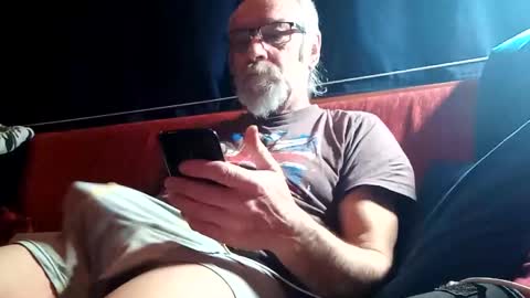 doghouseblue online show from 01-24-25, 04:49