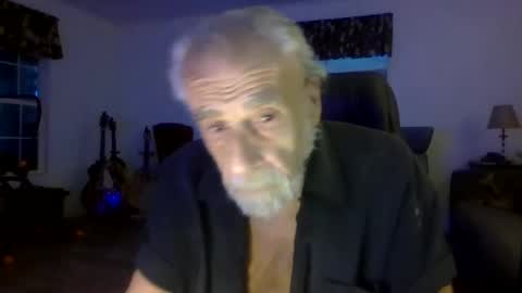 Snapshot of dogluc7 chatting on 03-04-25, 11:22 dogluc7 online show from 03-04-25, 11:22