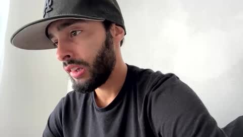 Snapshot of doingmek9 chatting on 10-27-25, 02:32 doingmek9 online show from 10-27-25, 02:32