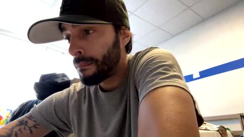 Snapshot of doingmek9 chatting on 12-20-25, 06:26 doingmek9 online show from 12-20-25, 06:26