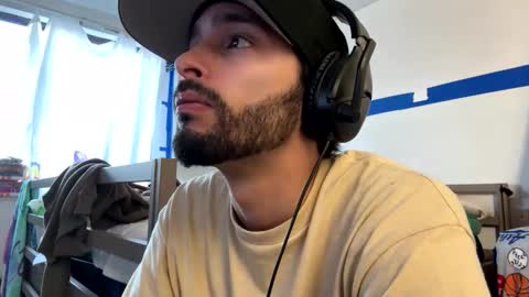 Snapshot of doingmek9 chatting on 12-21-25, 09:00 doingmek9 online show from 12-21-25, 09:00