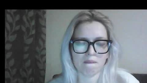 Snapshot of dolce_tempt chatting on 02-09-26, 06:56 dolce_tempt online show from 02-09-26, 06:56