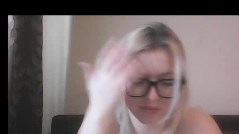 Snapshot of dolce_tempt chatting on 03-15-26, 11:27 dolce_tempt online show from 03-15-26, 11:27